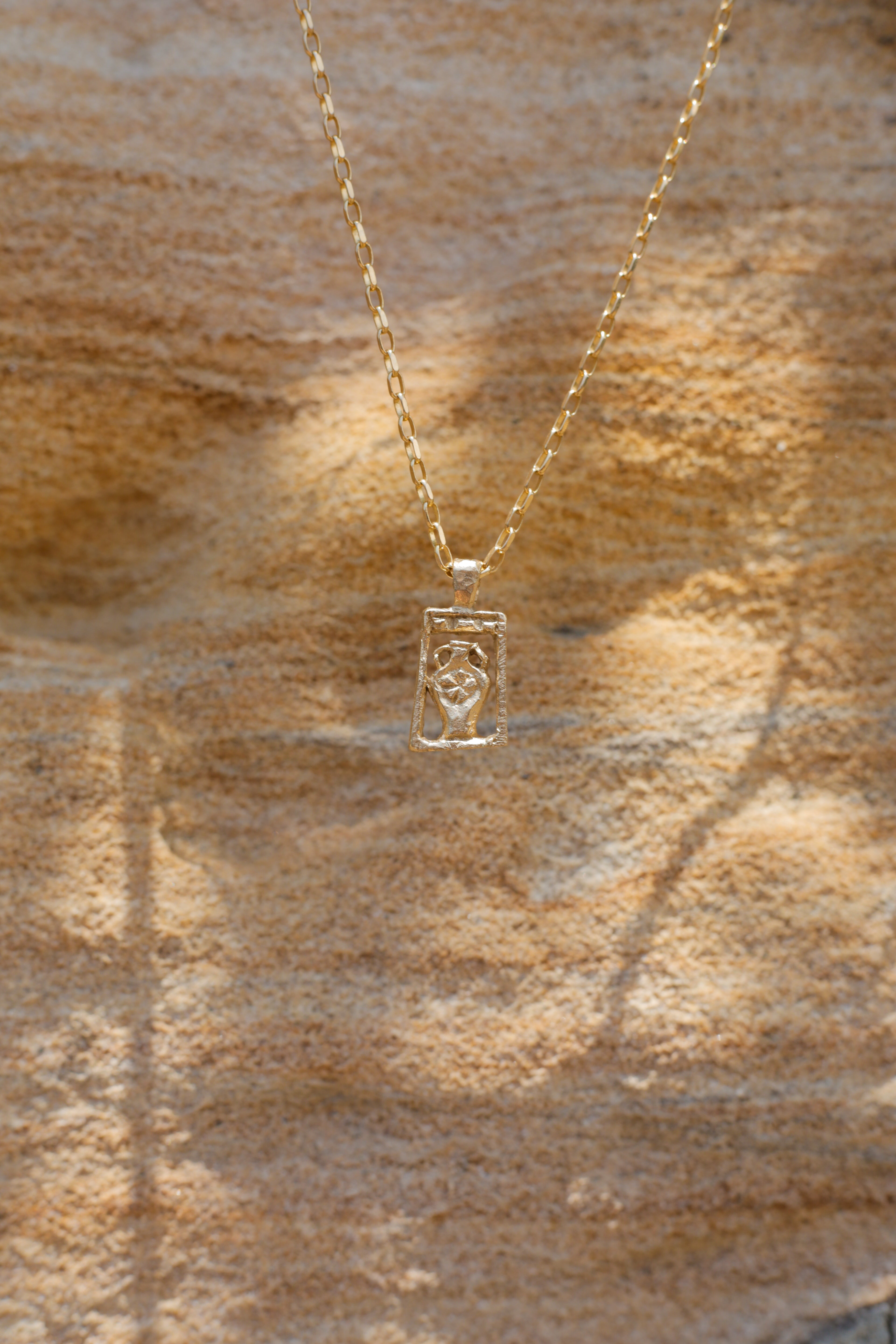 VASE PENDANT