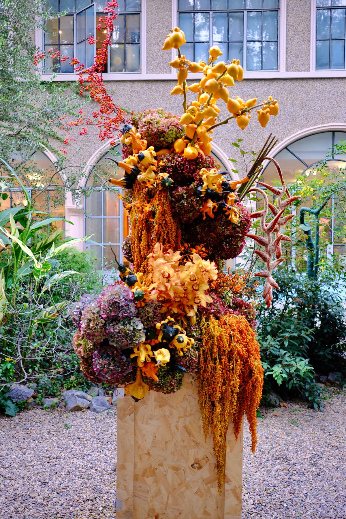 COMING SOON: LONDON FLORAL INSTALLATION WORKSHOP